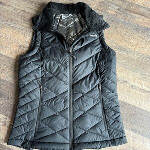 Columbia Women's Black Quilted Vest